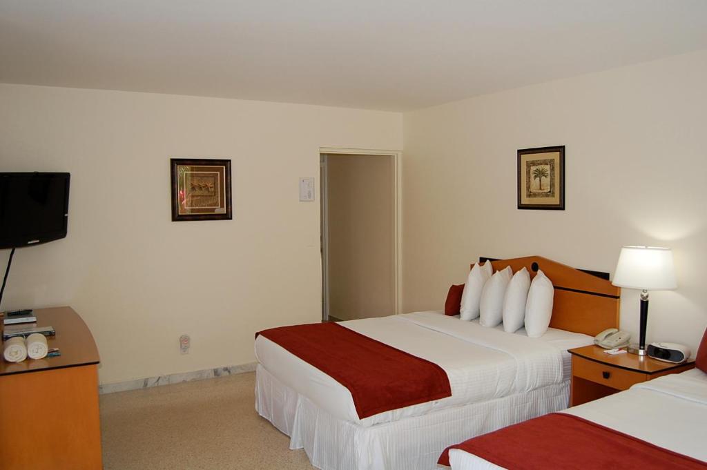 Alcazar Resort- Gay Mens Resort Fort Lauderdale Zimmer foto
